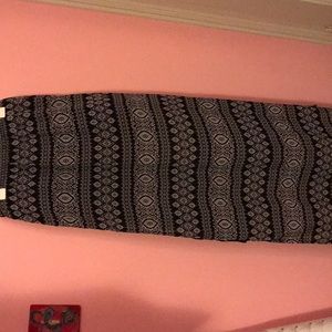 Only Worn Once! LA Hearts maxi skirt